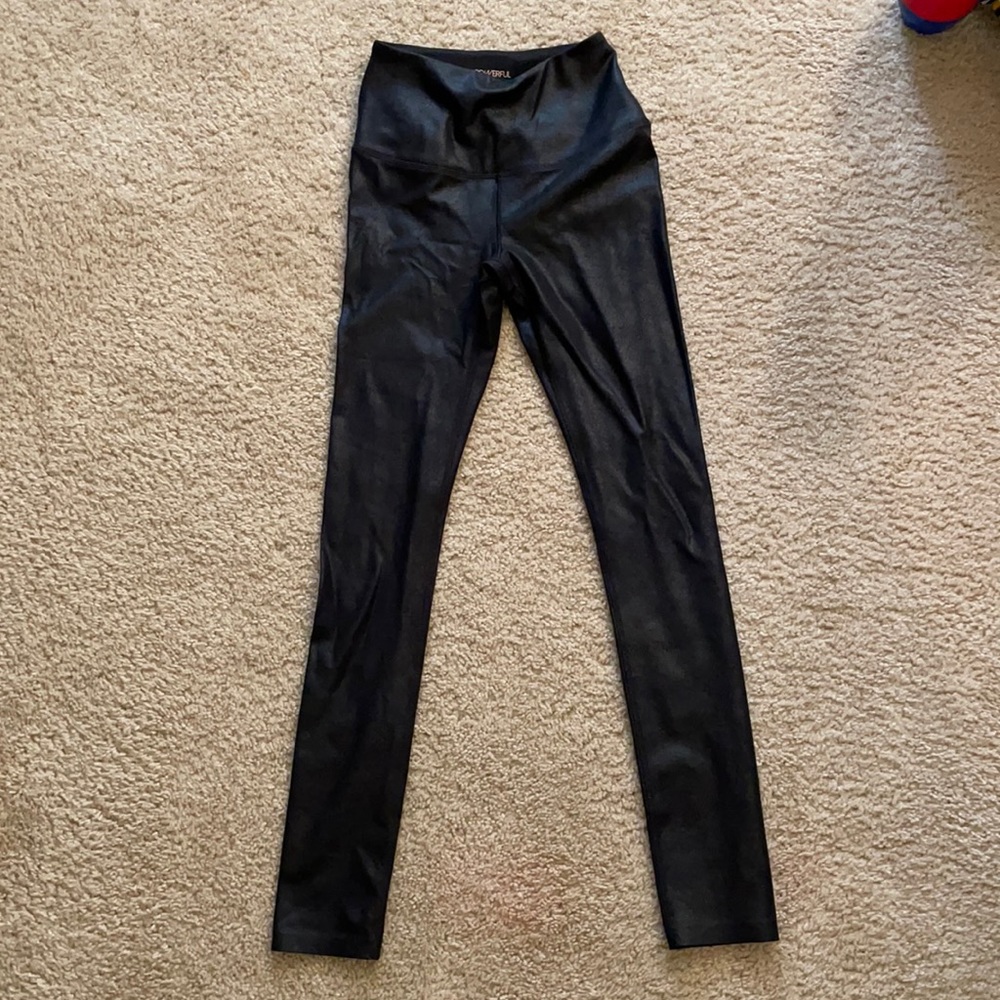 EUC faux workout leather leggings, size XS